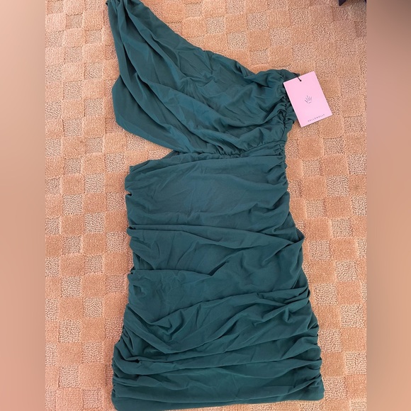 Never Worn Dark Green mini one shoulder cut out dress - Picture 3 of 4